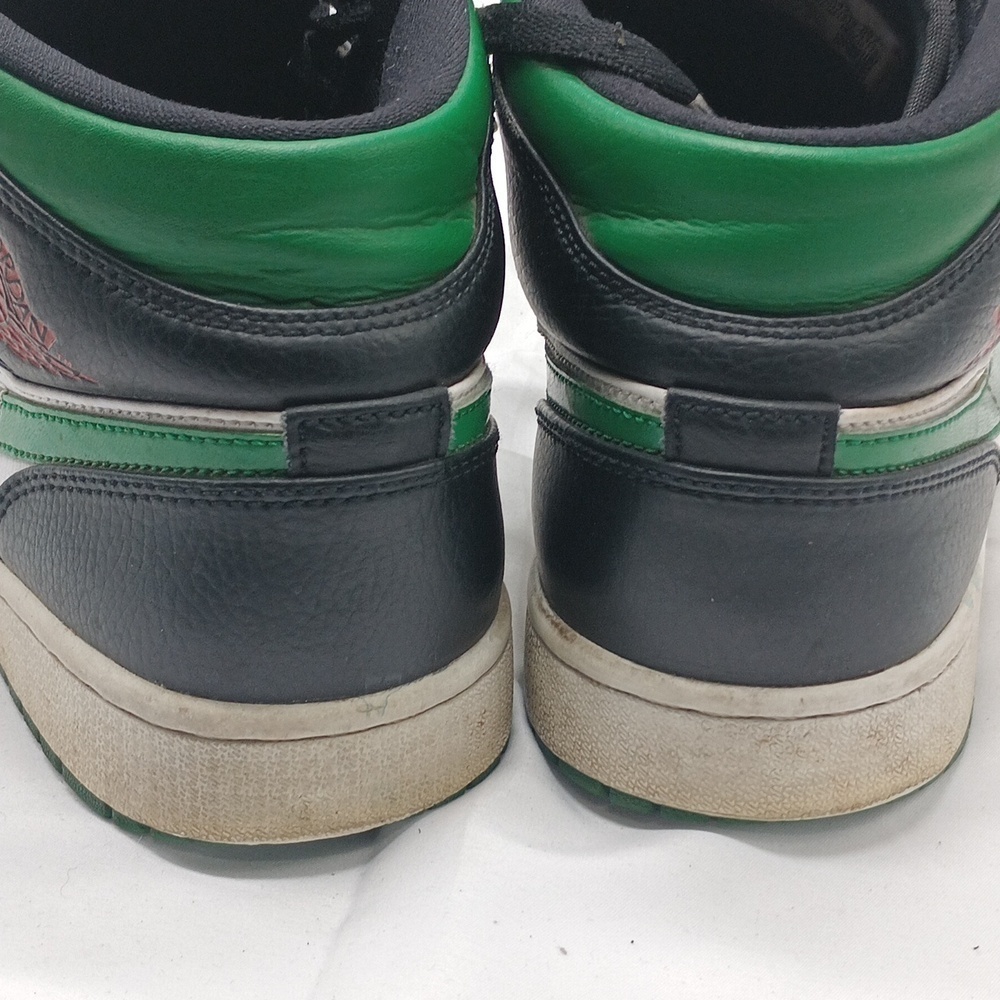 air Jordan 1 mid size 8.5 - Picture 5 of 8